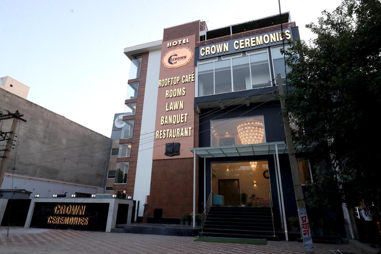 Crown Ceremonies 호텔 파리다바드 외부 사진